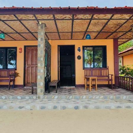 Mecaja Beach House Roxas  Zewnętrze zdjęcie