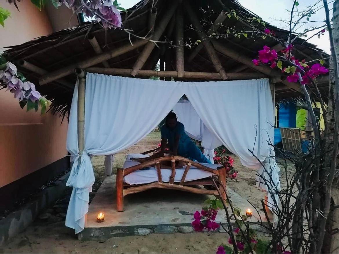Mecaja Beach House Roxas  Zewnętrze zdjęcie
